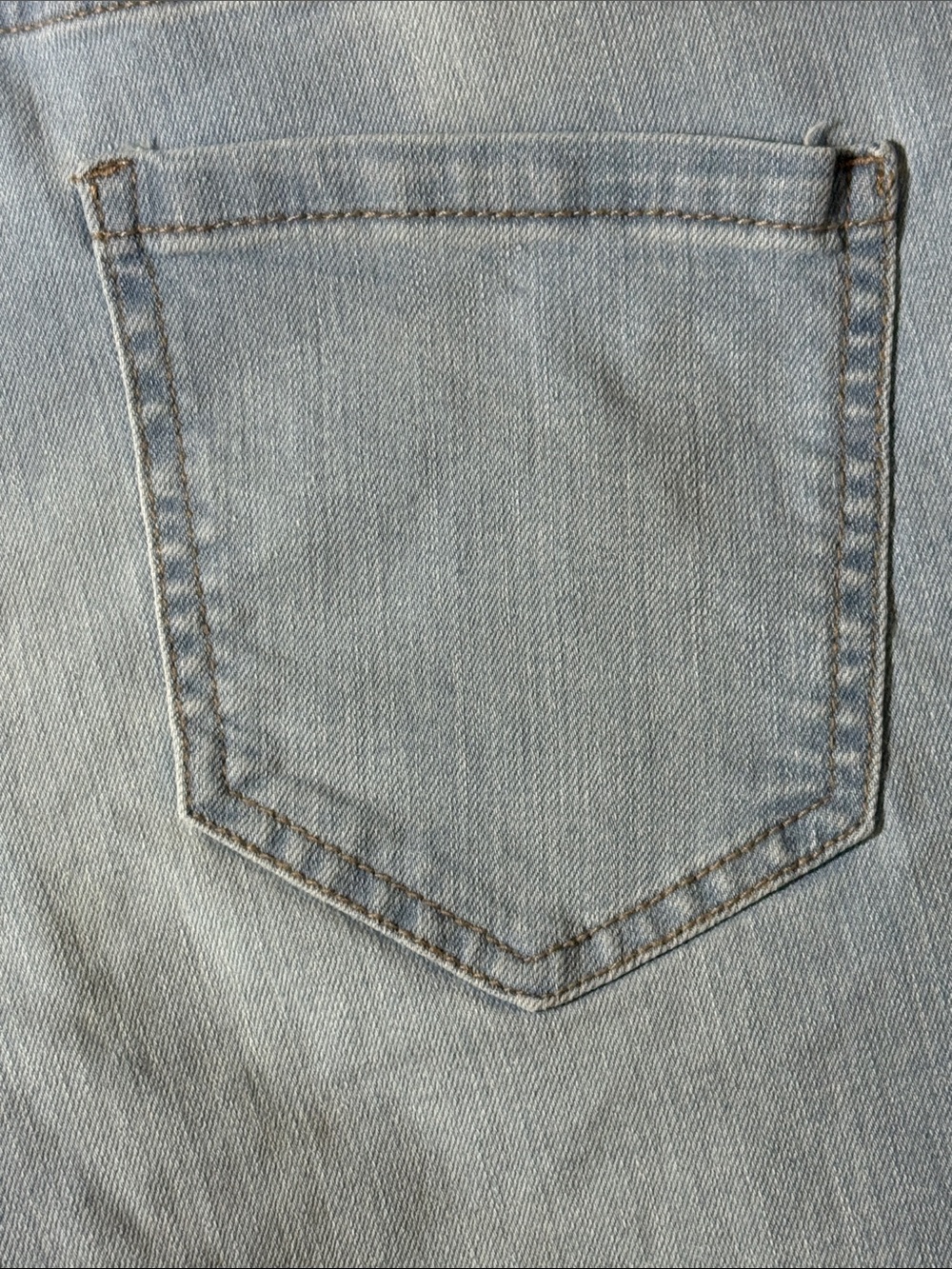 Time and Tru Light Blue Denim Cuffed Jean Shorts SKU1535 - Picture 8 of 12